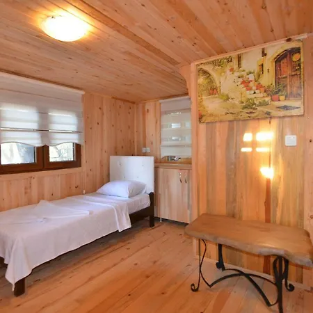 Деревянный коттедж Baharoglu Life House Faralya