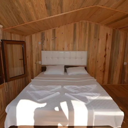 Baharoglu Life House Faralya ロッジ ムーラ