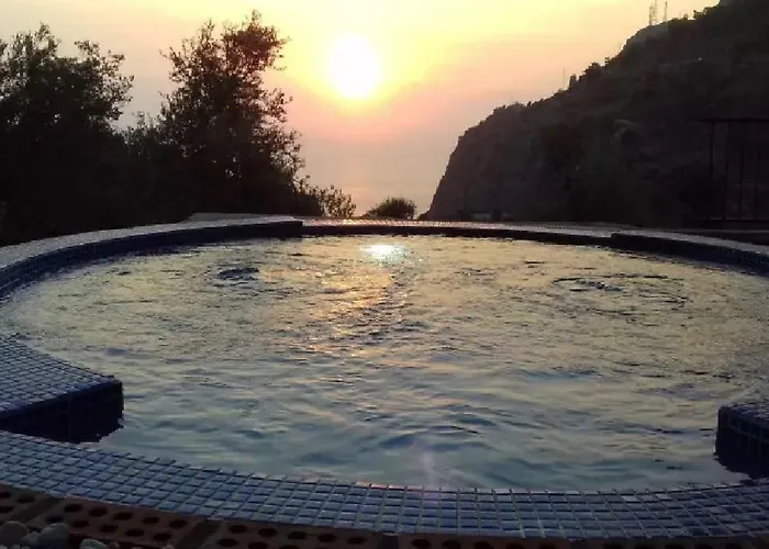 Orman Evi Baharoglu Life House Faralya *